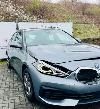 rozbiórka samochody osobowe BMW 1-serie 1 Lim. 116 d Advantage 2022/1