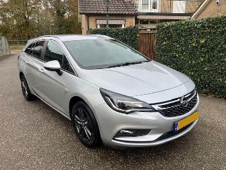 Coche siniestrado Opel Astra 1.0 Turbo 120 Jaar Edition 105 PK 66834 KM NAP !! 2019/7