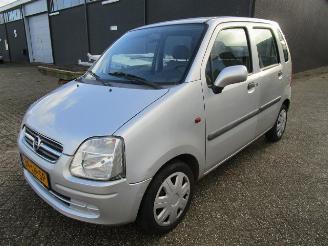 Salvage car Opel Agila  2003/1