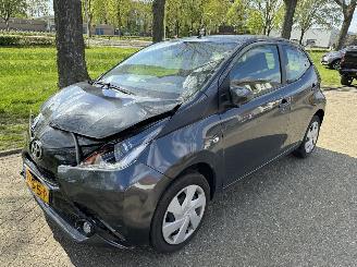 Coche accidentado Toyota Aygo  2018/1