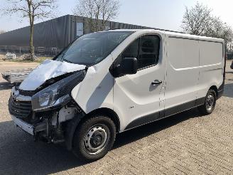 dañado vehículos comerciales Opel Vivaro 1.6 CDTI  BI-TURBO  L2H1 2017/9