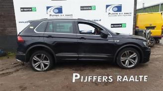 dommages fourgonnettes/vécules utilitaires Volkswagen Tiguan Tiguan (AD1), SUV, 2016 2.0 TSI 16V 4Motion 2018/2