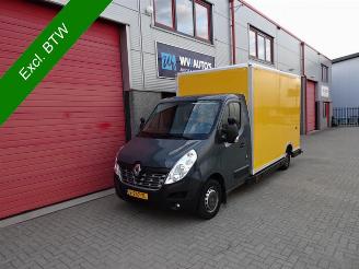 skadebil auto Renault Master T35 2.3 dCi L3H2 Energy koffer airco automaat luchtvering 2018/11