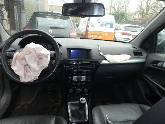 Opel Astra 1.6 Cosmo picture 4