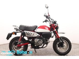 Vaurioauto  motor cycles Honda  Monkey Z 125 2019/8
