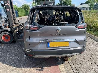 damaged motor cycles Renault Espace 1.8 TCe Initiale Paris 7p 2019/2