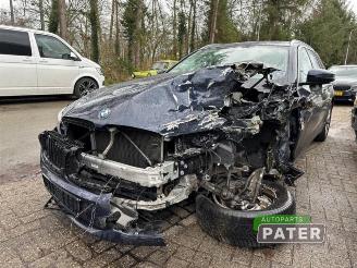 uszkodzony samochody ciężarowe BMW 5-serie 5 serie Touring (G31), Combi, 2017 523d 2.0 TwinPower Turbo 16V 2019/3