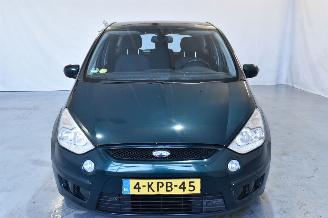 Ford S-Max 2.0-16V picture 2