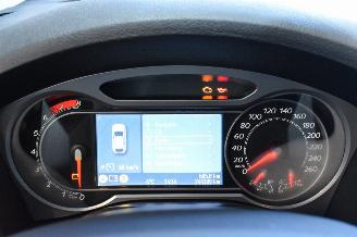 Ford S-Max 2.0-16V picture 25