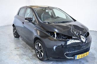krockskadad bil auto Renault Zoé  2019/4