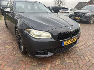 BMW 5-serie Touring M550xd 381 Pk picture 4
