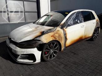 damaged passenger cars Volkswagen Golf Golf VII (AUA), Hatchback, 2012 / 2021 2.0 GTD 16V 2018/12