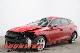 uszkodzony samochody osobowe Seat Leon 1.5 TSI 16V Hatchback 4Dr Benzine 1.498cc 110kW (150pk) FWD 2019-11  DPCA 2021/3