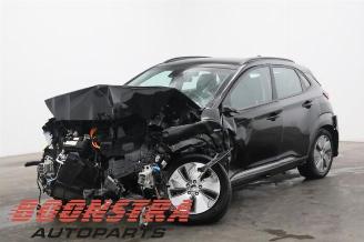 damaged passenger cars Hyundai Kona Kona (OS), SUV, 2017 39 kWh 2020/12