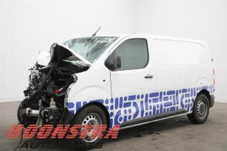 damaged passenger cars Peugeot Expert 1.6 Blue HDi 95 16V Bestel  Diesel 1.560cc 70kW (95pk) FWD 2016-04 (VABHV; VBBHV) DV6FDU; BHV 2019/6