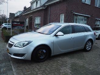 damaged passenger cars Opel Insignia 1.6T Innovation AUTOMAAT 2016/2
