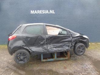 disassembly passenger cars Mazda 2 2 (DE), Hatchback, 2007 / 2015 1.3 16V MZR 2013/8