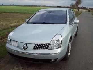 Salvage car Renault Vel-satis 2.2 dci 2002/1