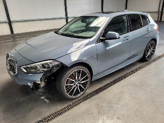 skadebil auto BMW 1-serie 118d 110-KW Automaat M-SPORT 5drs Panoramadak 2022/9