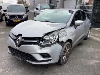 Auto incidentate Renault Clio Clio IV (5R), Hatchback 5-drs, 2012 0.9 Energy TCE 90 12V 2018/3