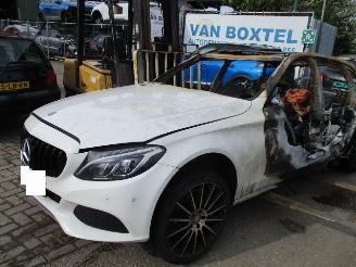 uszkodzony samochody osobowe Mercedes C-klasse  2019/1