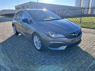 Opel Astra 1.4i AUTOMAAT / CLIMA / CRUISE / NAVI / PDC picture 3