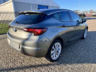 Opel Astra 1.4i AUTOMAAT / CLIMA / CRUISE / NAVI / PDC picture 15