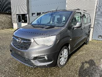 Opel Combo 1.2i 5PERS / NAVI / CRUISE / CAMERA / PDC picture 1