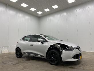 Auto incidentate Renault Clio 0.9 TCe 5-drs Navi Airco 2015/7