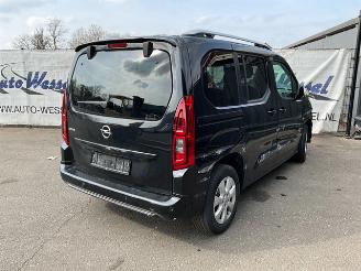 Opel Combo 1.5 Life Ultimate picture 4