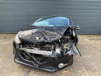 škoda motocykly Peugeot 208 208 I (CA/CC/CK/CL), Hatchback, 2012 / 2019 1.2 Vti 12V PureTech 82 2014/1