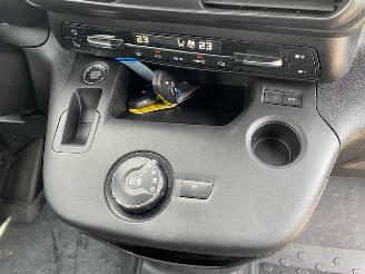 Opel Combo 1.5d 96kw Double cab. 5p. Automaat Navi Klima MAXI picture 12