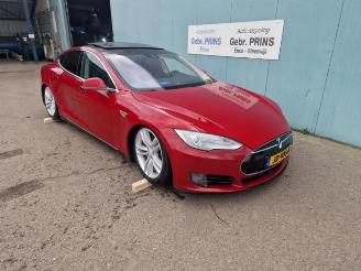 Coche accidentado Tesla Model S Model S, Liftback, 2012 70D 2016/3