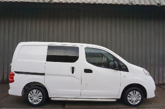 Vaurioauto  commercial vehicles Nissan Nv200 1.5 dCi 63kW Airco Acenta 2010/5