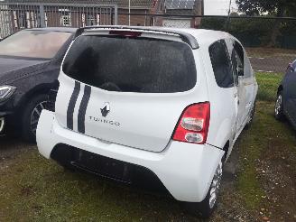 Salvage car Renault Twingo  2011/1