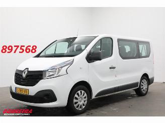 Schadeauto Renault Trafic Passenger 1.6 dCi 9-Pers Expression Energy Airco 2017/11