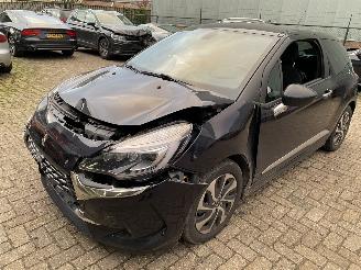 uszkodzony samochody osobowe Citroën DS3 1.2 Pure Tech   ( 55181 Km ) 2017/3