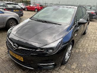 demontáž osobní automobily Opel Astra 1.2 Edition   HB 2021/4