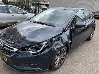 krockskadad bil brommobiel Opel Astra 1.0 Turbo Business +  5 Drs 2017/7