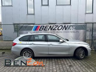 Voiture accidenté BMW 3-serie  2013/11