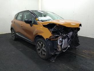 damaged motor cycles Renault Captur 0.9 TCE Intens 2018/5