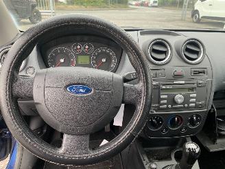 Ford Fiesta 1.3 picture 11