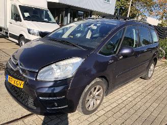 Citroën Grand C4 Picasso 1.6vti 108000 km 7 persoons picture 2