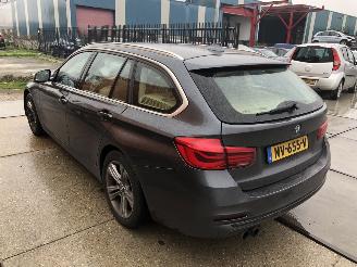 BMW 3-serie 320i Touring Automaat picture 5