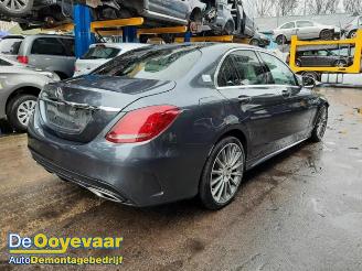 uszkodzony samochody osobowe Mercedes C-klasse C (W205), Sedan, 2013 C-180 1.6 16V 2015/4