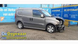 dañado vehículos comerciales Opel Combo Combo, Van, 2012 / 2018 1.6 CDTI 16V ecoFlex 2016/6