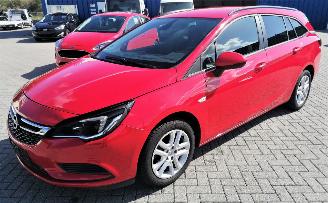 Vaurioauto  passenger cars Opel Astra Opel Astra ST 1.0 ECOTEC Turbo Active 77kW S/S 2018/5