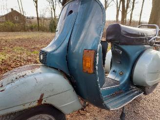 Vespa  125 cc klassieke motorfiets voor restauratie picture 53