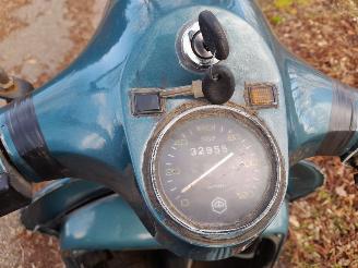 Vespa  125 cc klassieke motorfiets voor restauratie picture 37