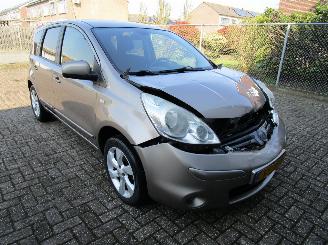 Nissan Note 1.6 Clima Radio/CD picture 3